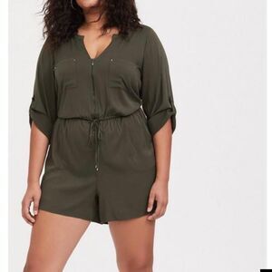 Torrid Deep Depth‎ Green Challis Zip-Front Romper Size 2